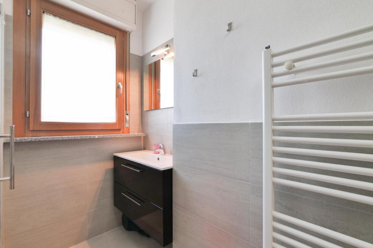 Primopiano - Caduti Missione Apartment Milan Bagian luar foto