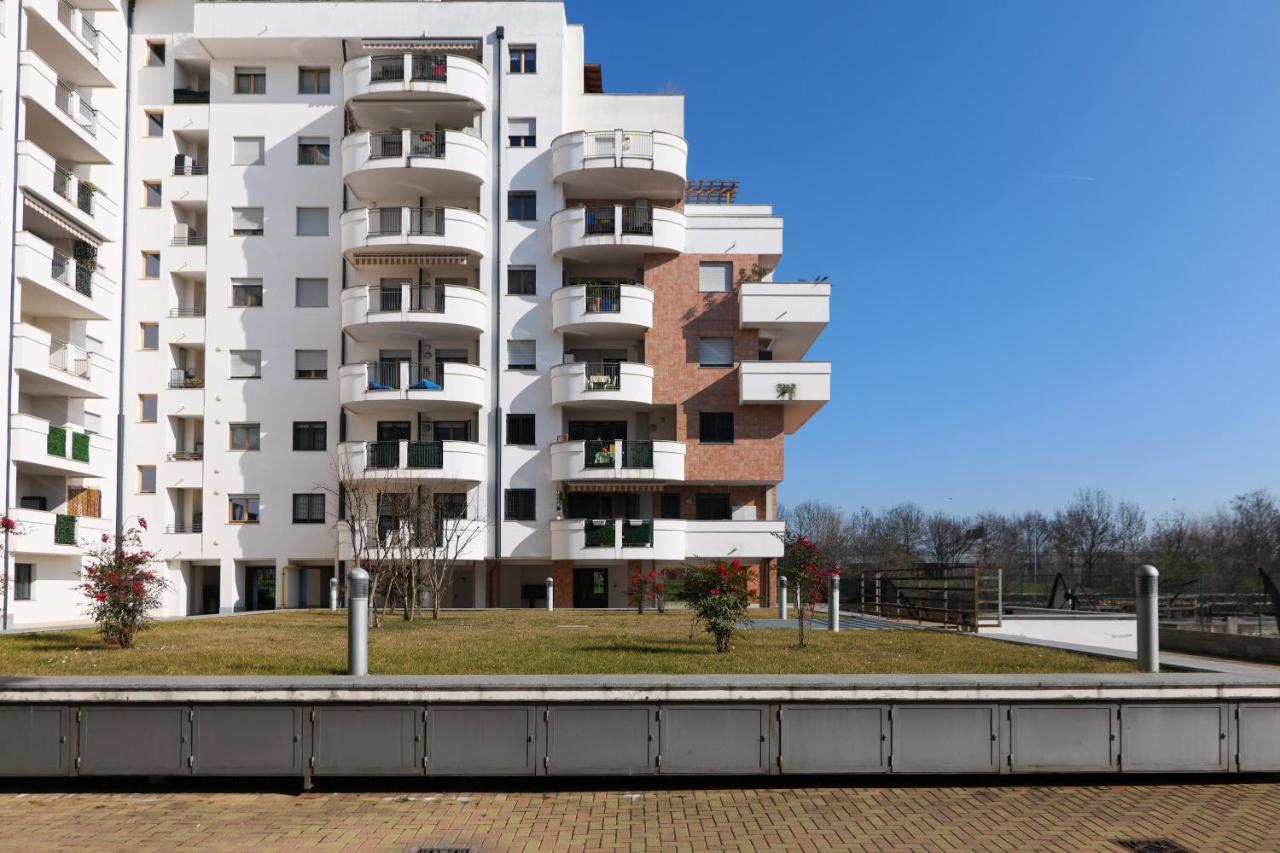 Primopiano - Caduti Missione Apartment Milan Bagian luar foto